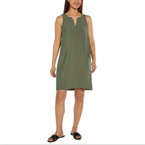 Banana Republic Dresses & Skirts - Banana Republic V-neck olive green sleeveless dress lightweight summer womens xl